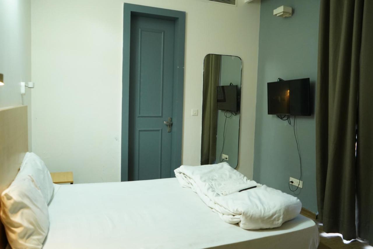 Hotel OYO Townhouse 607 Paschim Vihar Delhi  Exterior foto
