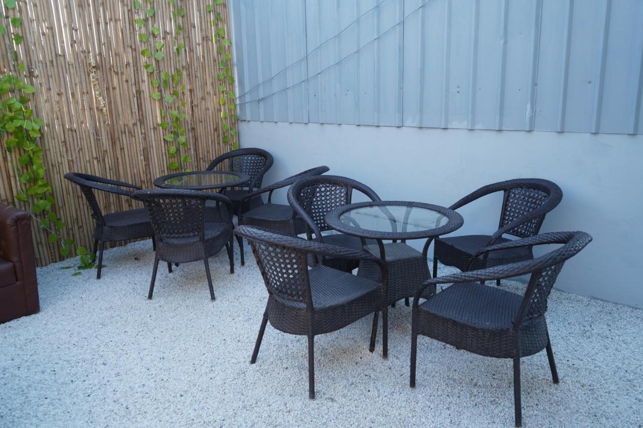Hotel OYO Townhouse 607 Paschim Vihar Delhi  Exterior foto