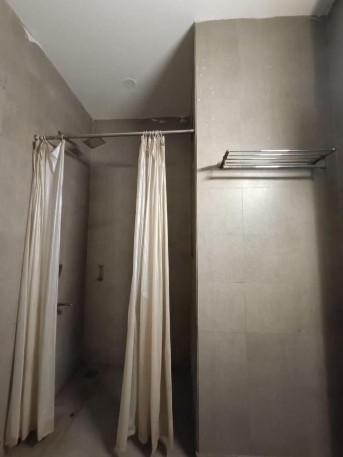 Hotel OYO Townhouse 607 Paschim Vihar Delhi  Exterior foto