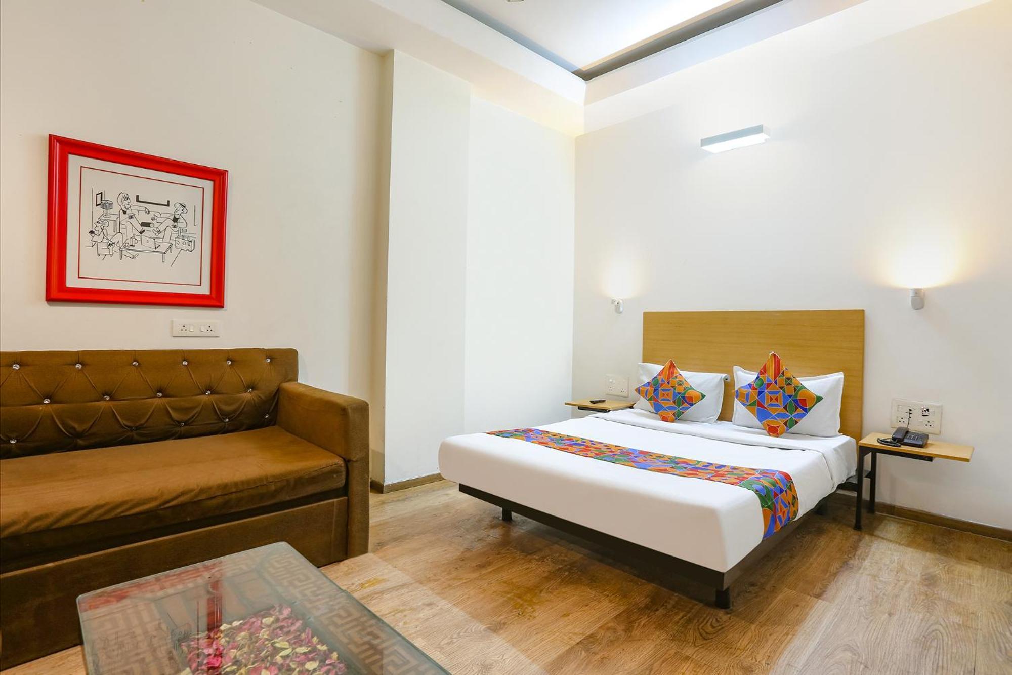 Hotel OYO Townhouse 607 Paschim Vihar Delhi  Exterior foto