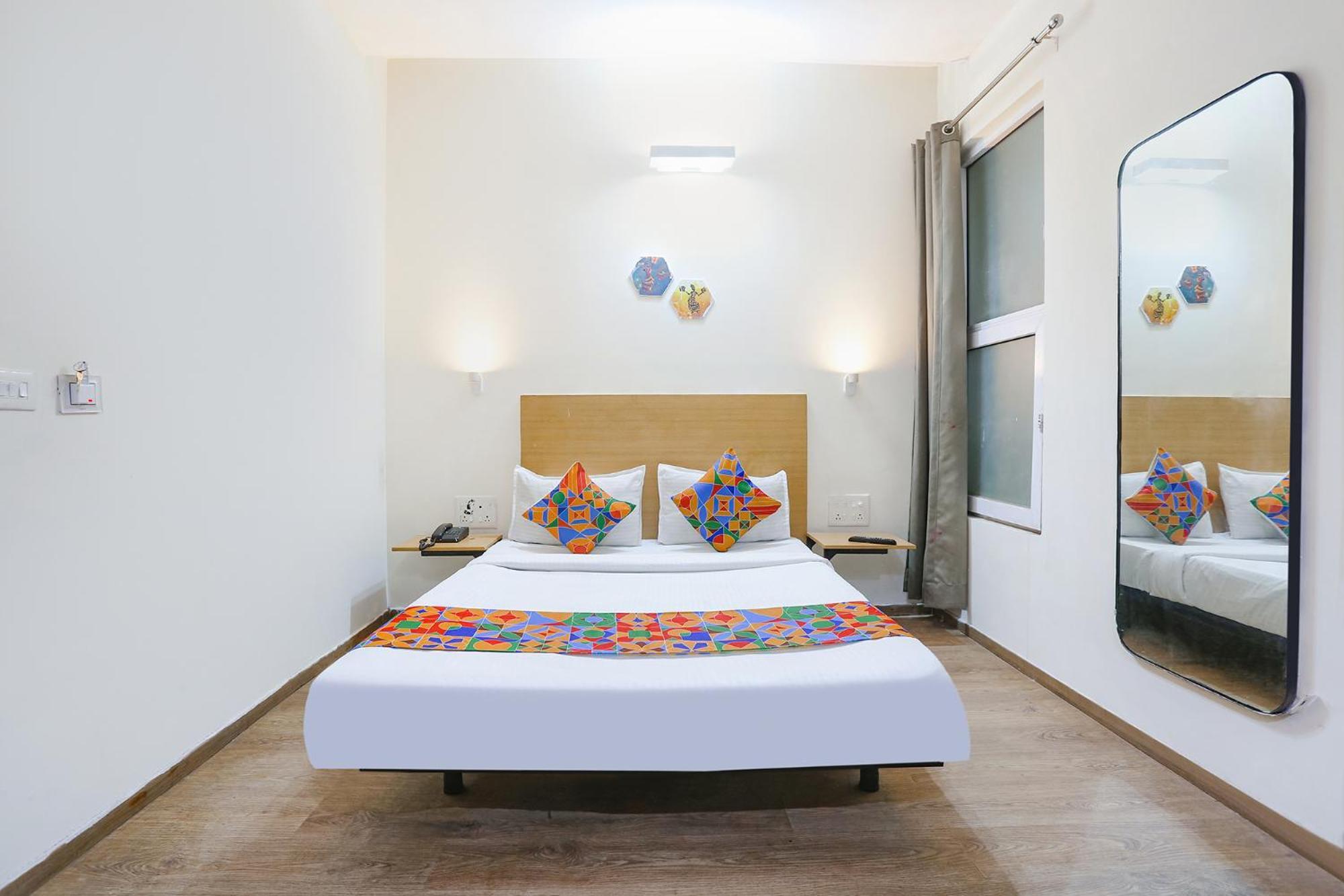 Hotel OYO Townhouse 607 Paschim Vihar Delhi  Exterior foto
