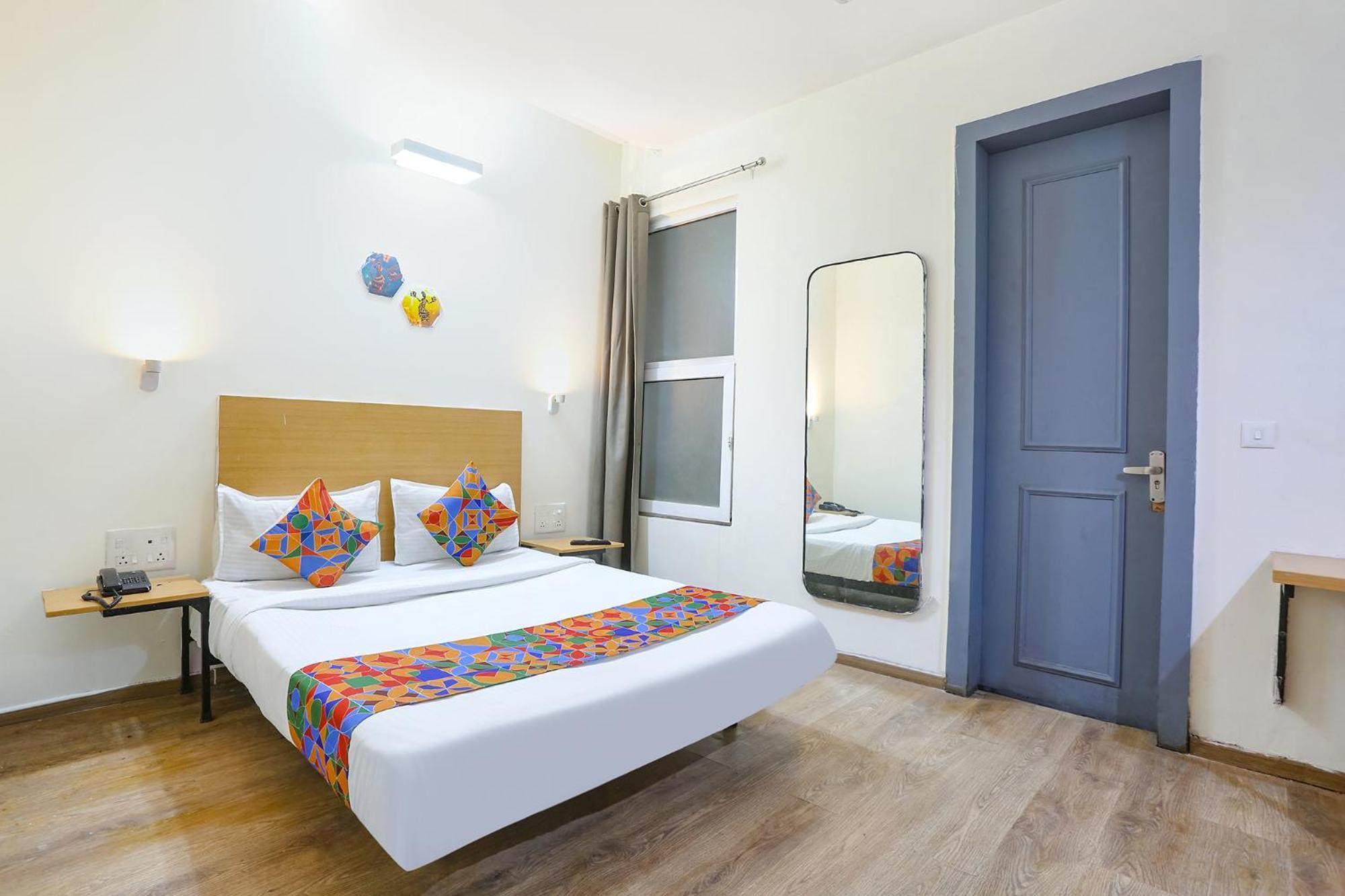 Hotel OYO Townhouse 607 Paschim Vihar Delhi  Exterior foto